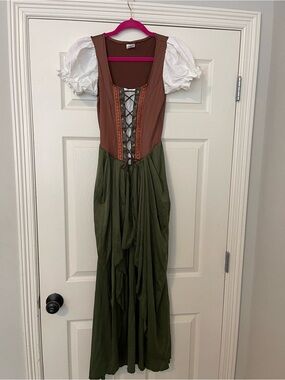 Spirit Brown Top with Fuchsia Accent